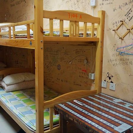 Dengba Hostel Chengdu Branch Εξωτερικό φωτογραφία